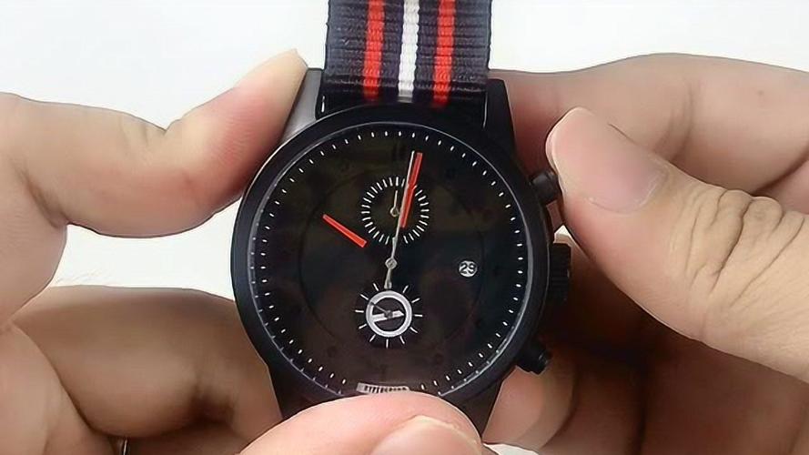 大简钟表|双眼计时手表如何调整计时秒针?